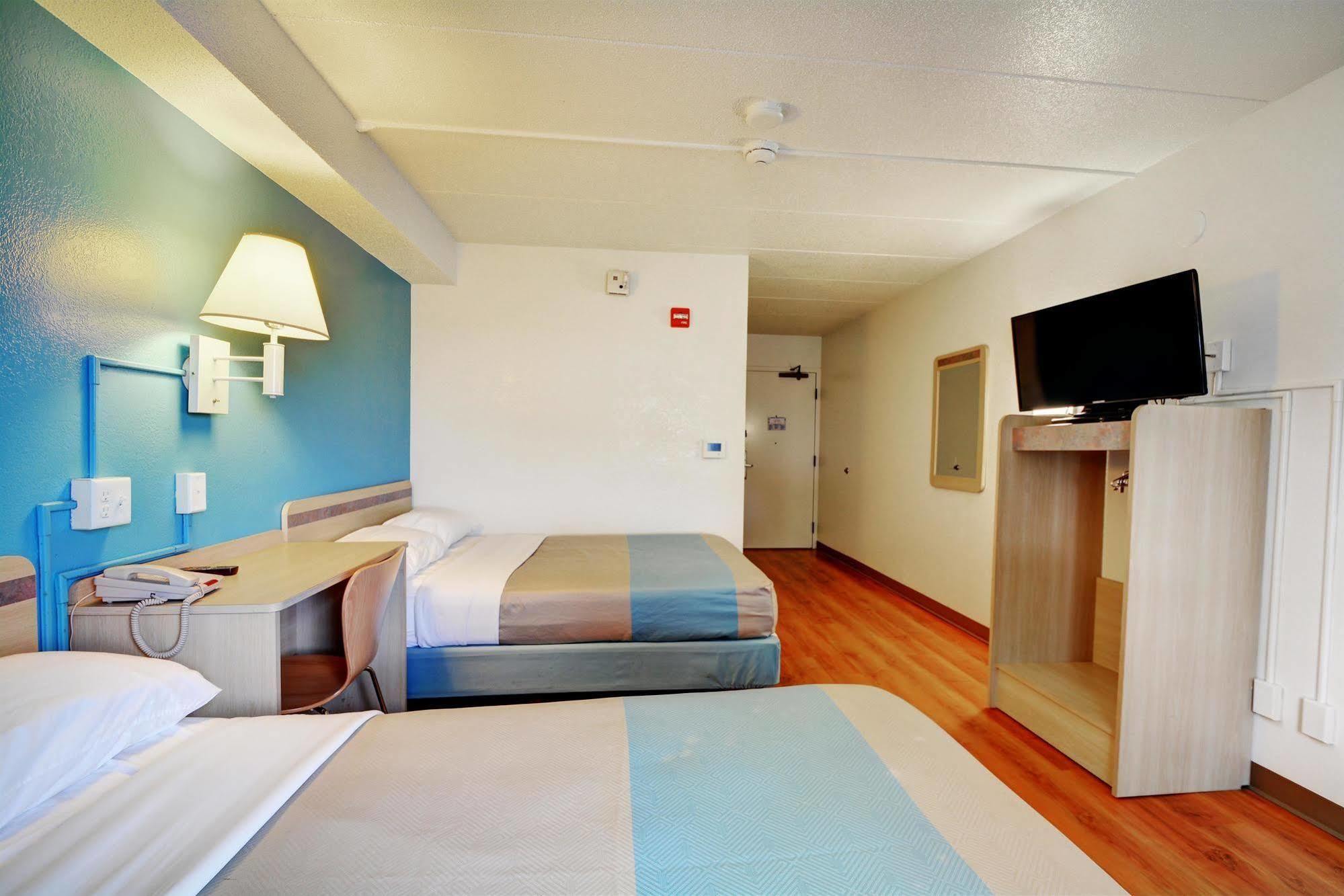 Motel 6-Newport, Ri Екстер'єр фото